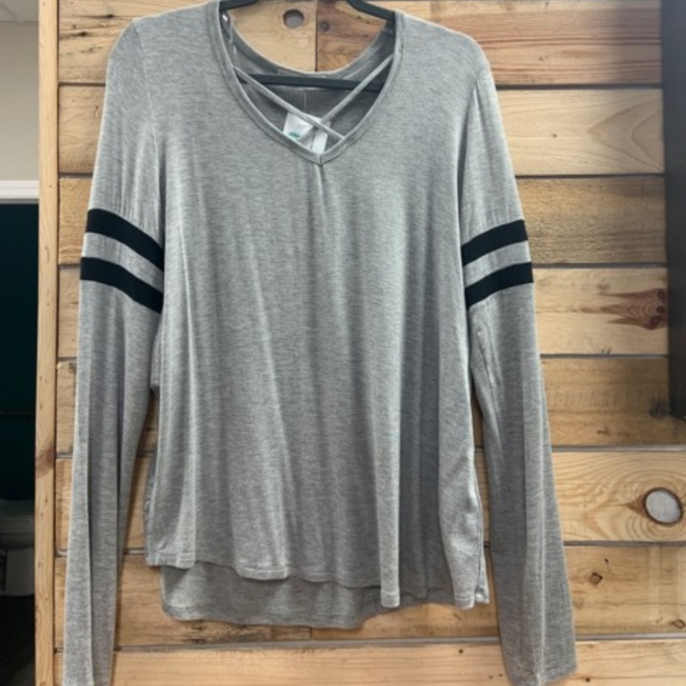 Erin V-Neck Top